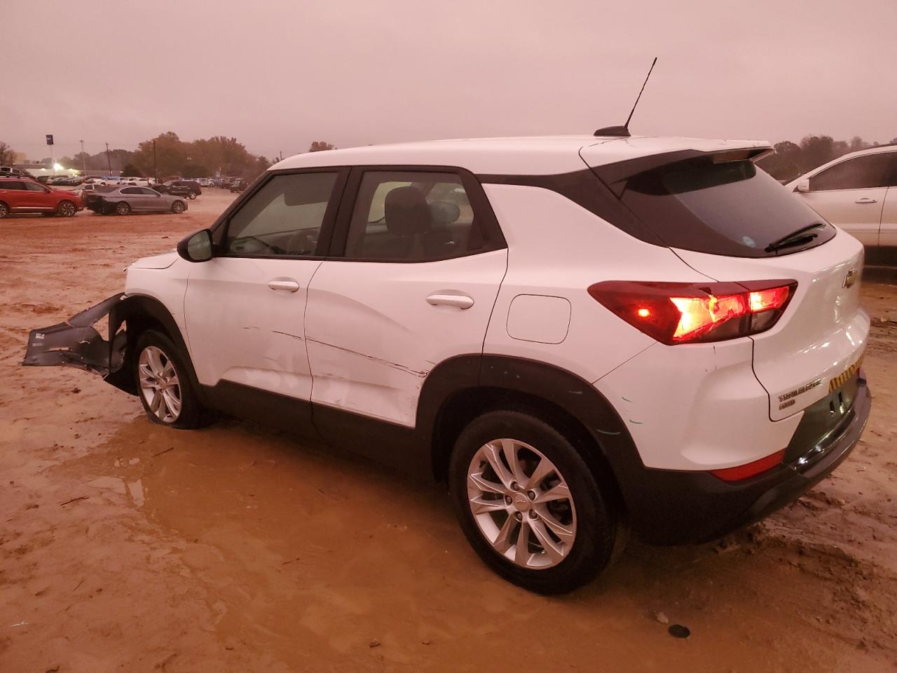 2021 Chevrolet TrailBlazer VIN KL79MNSL9MB032937 Copart auction photo, front end / side damage thumbnail 2