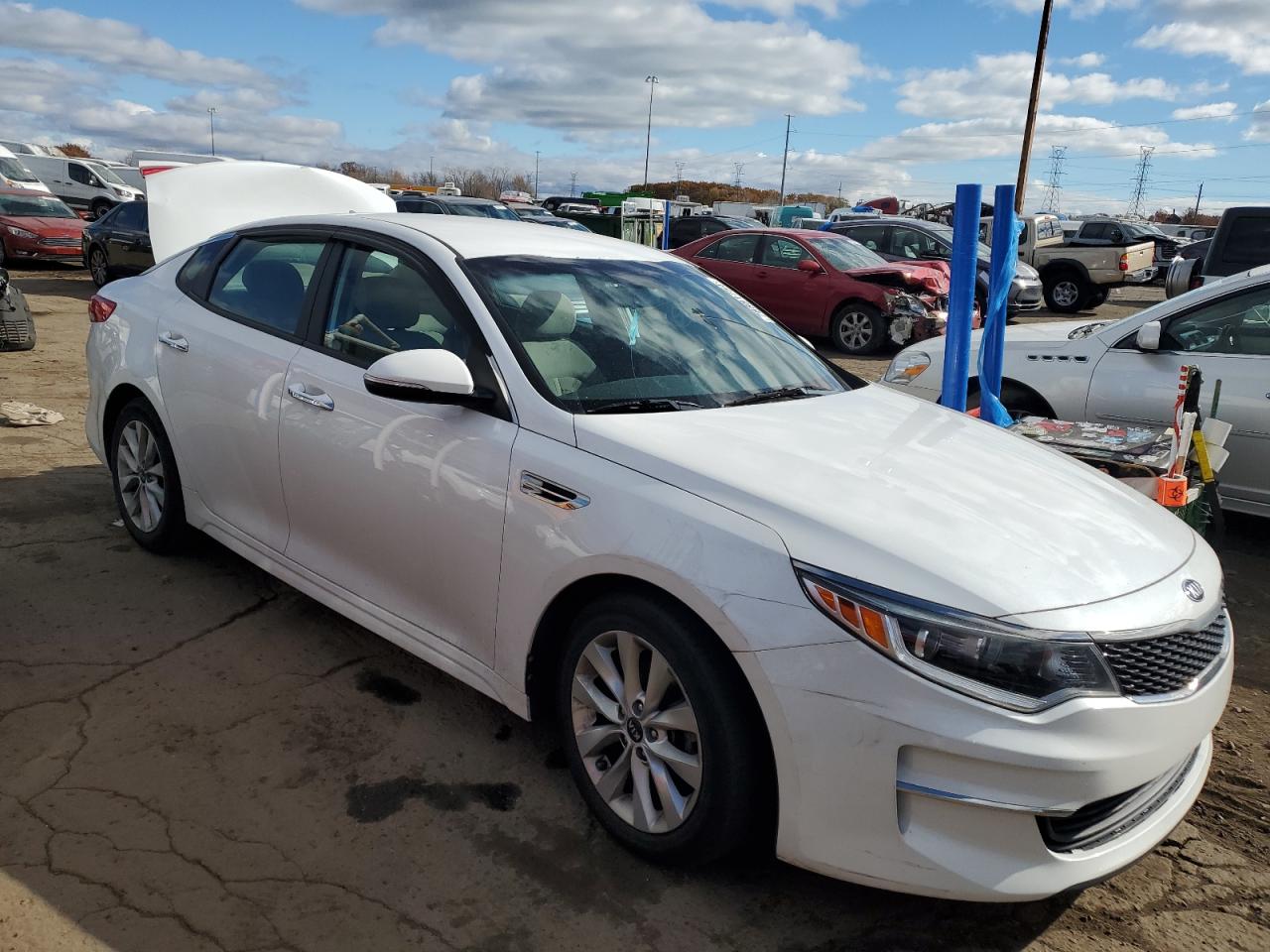 2018 KIA Optima VIN 5XXGT4L31JG270115 Copart auction photo, rear end damage thumbnail 4