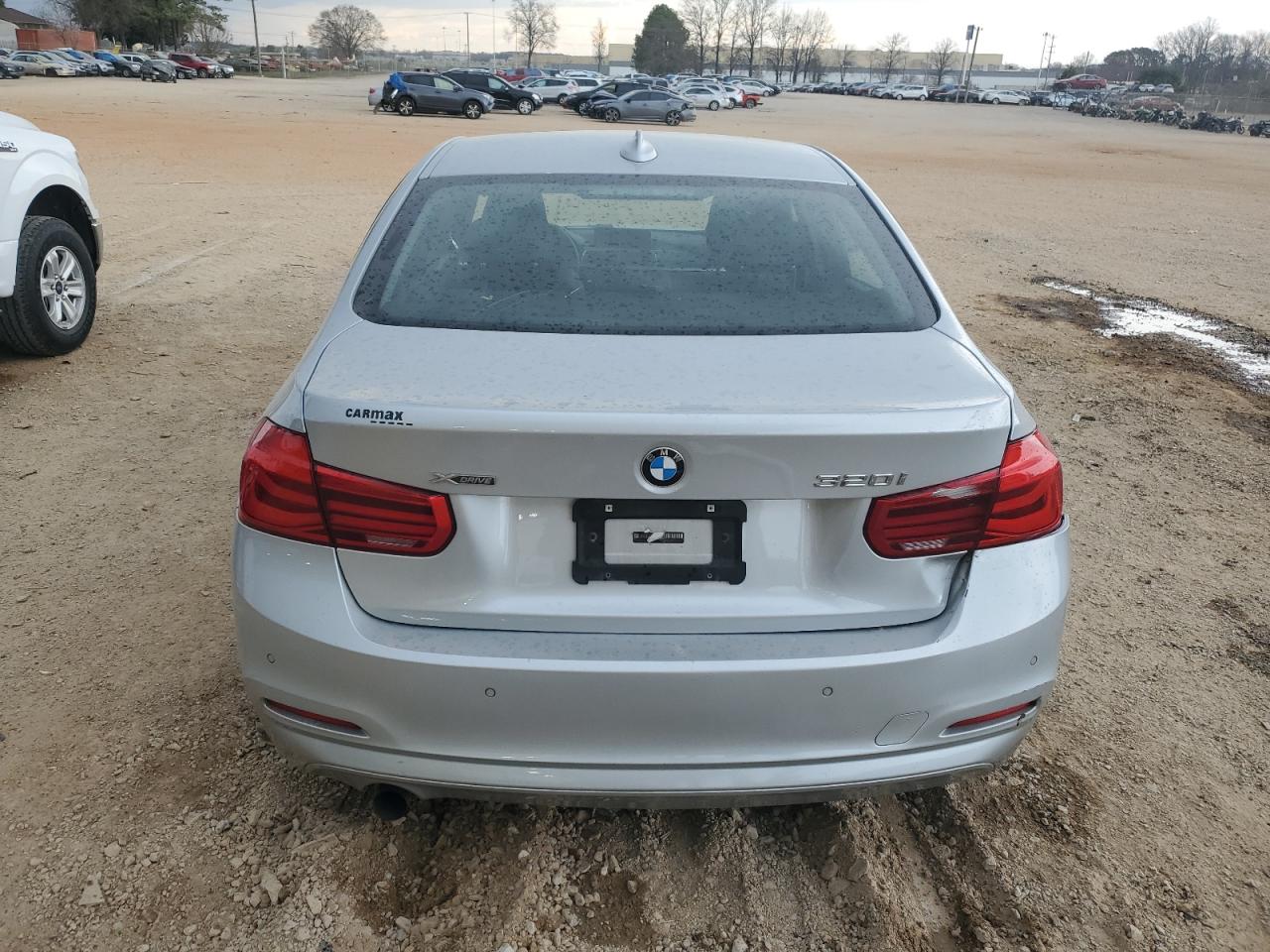 2016 BMW 3er VIN WBA8E5G55GNT94771 Copart auction photo, front end damage thumbnail 6