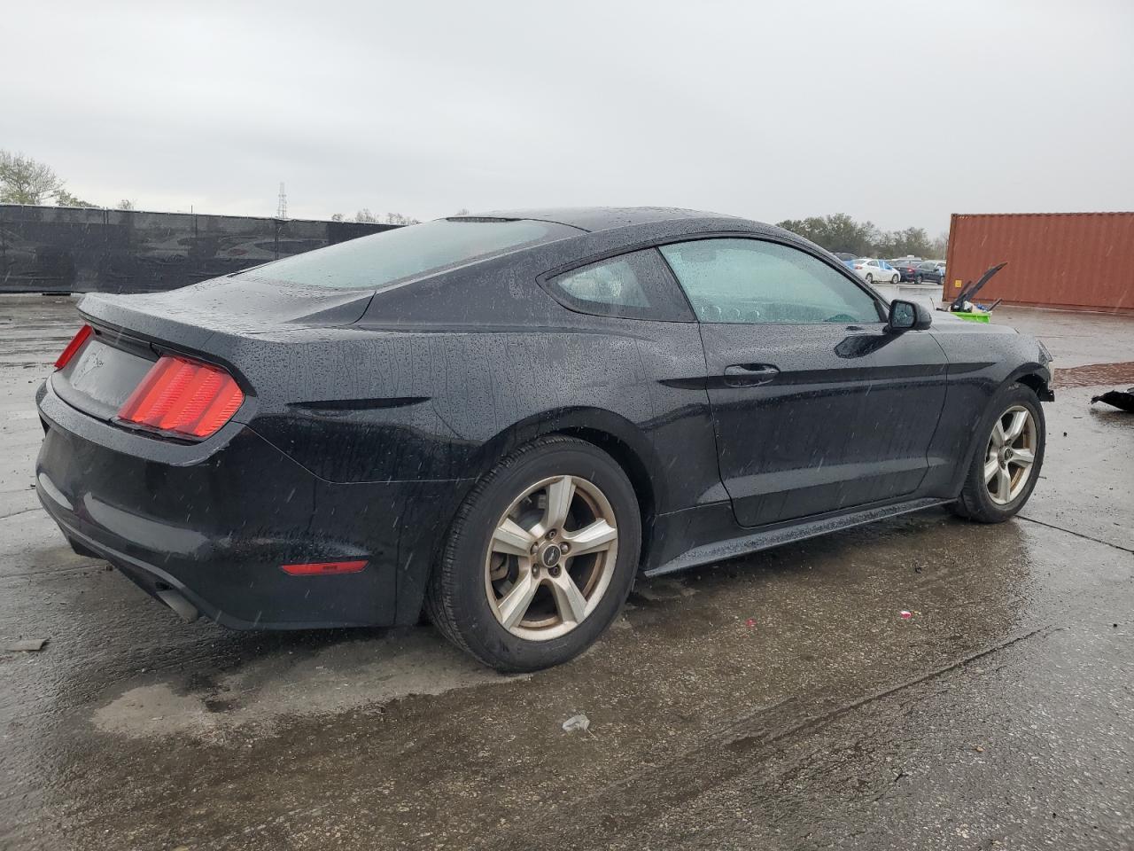 2015 Ford Mustang VIN 1FA6P8AM2F5335896 Copart auction photo, front end / side damage thumbnail 3