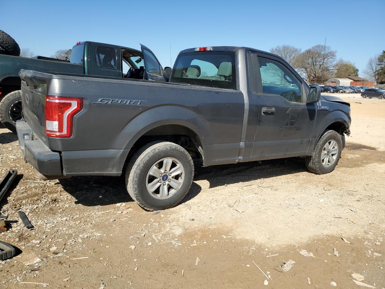 2016 Ford F-150 VIN 1FTMF1C88GKF14748 Copart auction photo, front end damage thumbnail 3