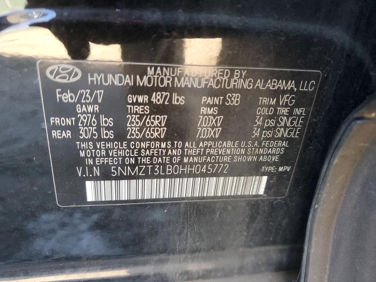 2017 Hyundai Santa Fe VIN 5NMZT3LB0HH045772 Copart auction photo, front end / minor dent/scratches damage thumbnail 13
