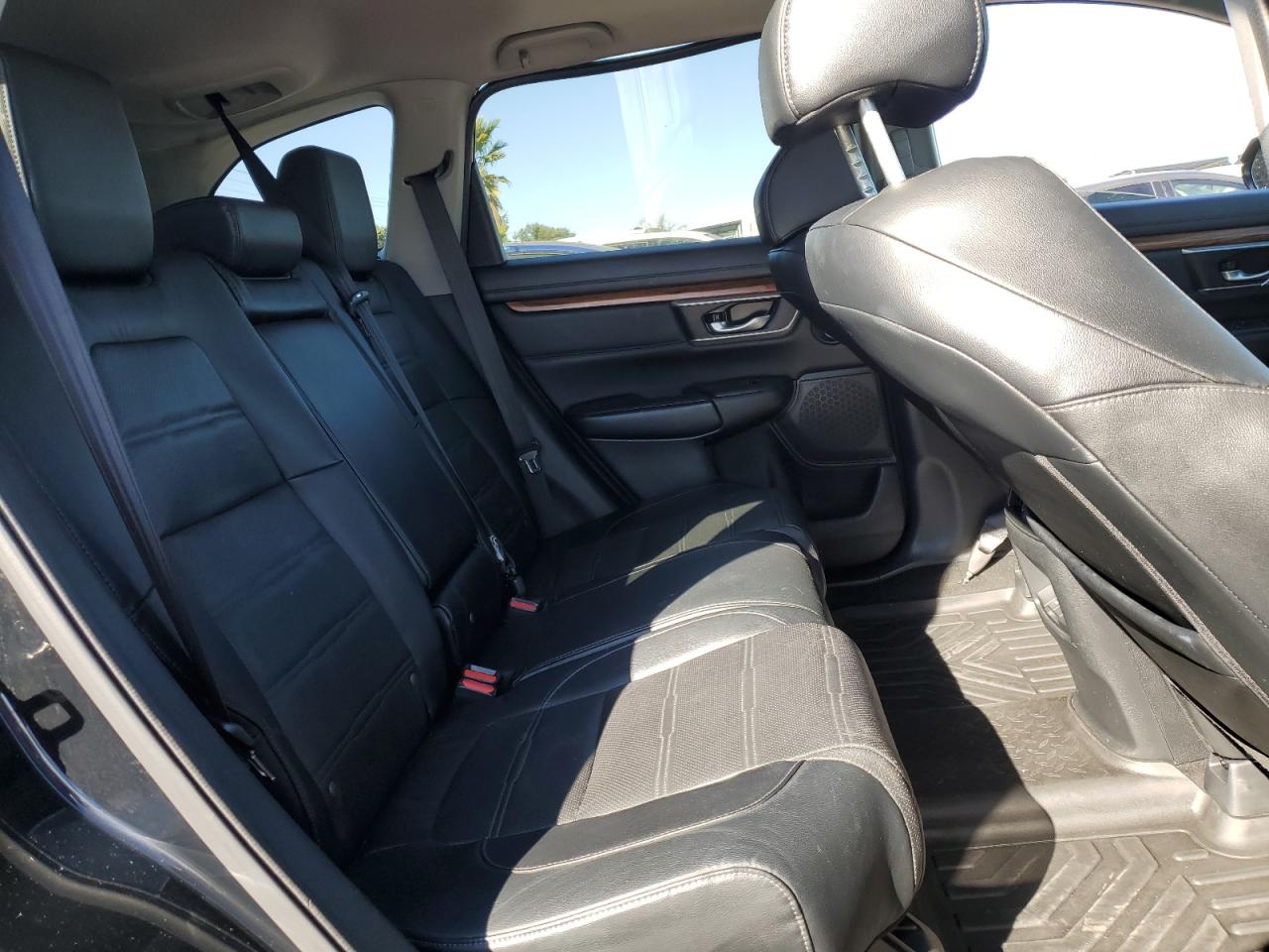 2017 Honda CR-V VIN 7FARW1H8XHE004161 Copart auction photo, front end / side damage thumbnail 11