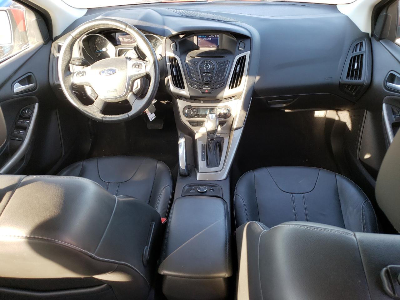 2012 Ford Focus VIN 1FAHP3M24CL100543 Copart auction photo, rear end / front end damage thumbnail 8