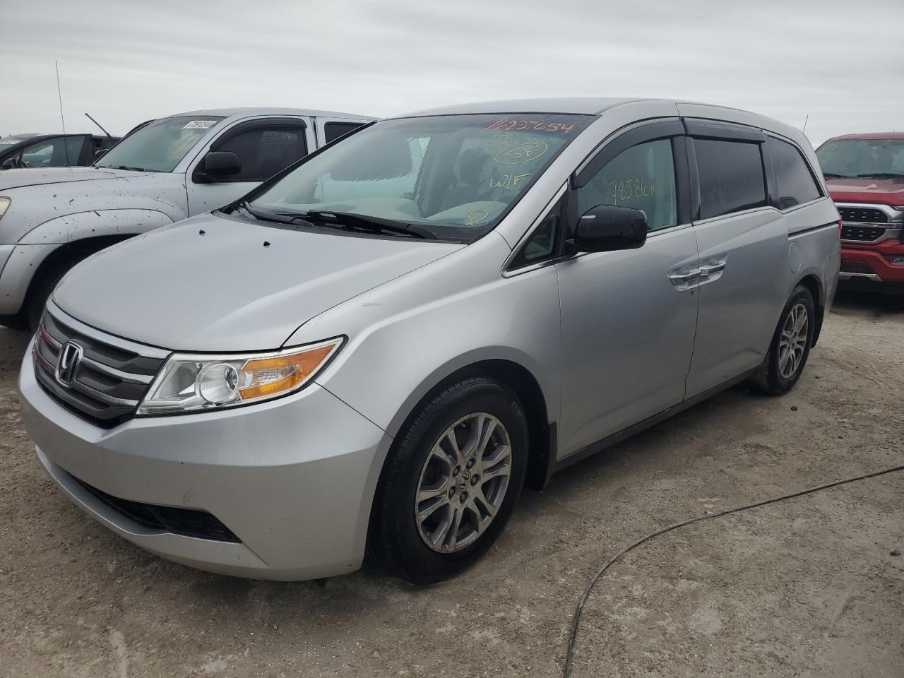 2013 Honda Odyssey VIN 5FNRL5H46DB067521