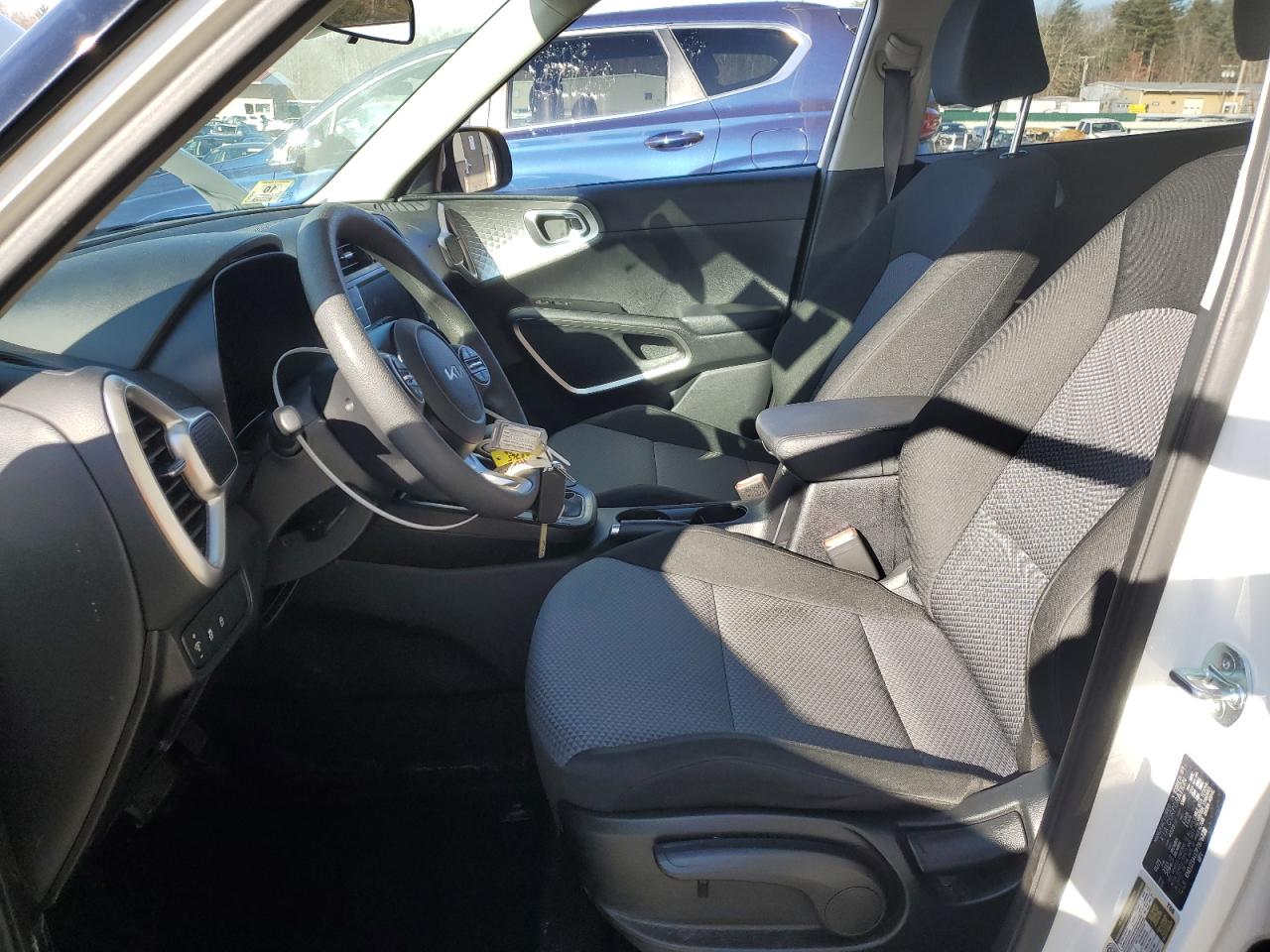 2023 KIA Soul VIN KNDJ23AU7P7876728 Copart auction photo, all over / minor dent/scratches damage thumbnail 7