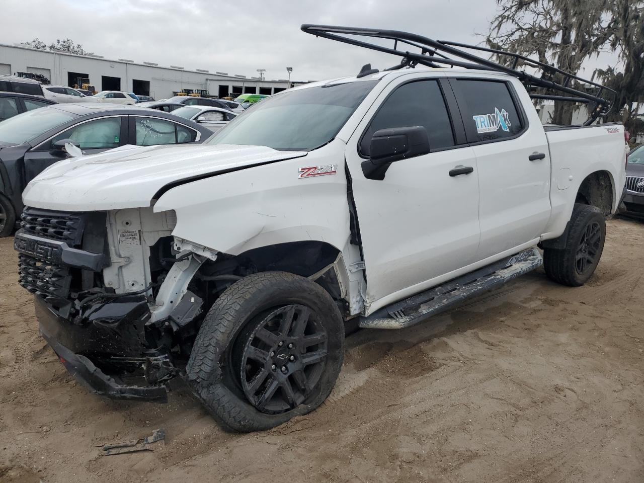 2021 Chevrolet Silverado VIN 1GCPYCEF7MZ397679
