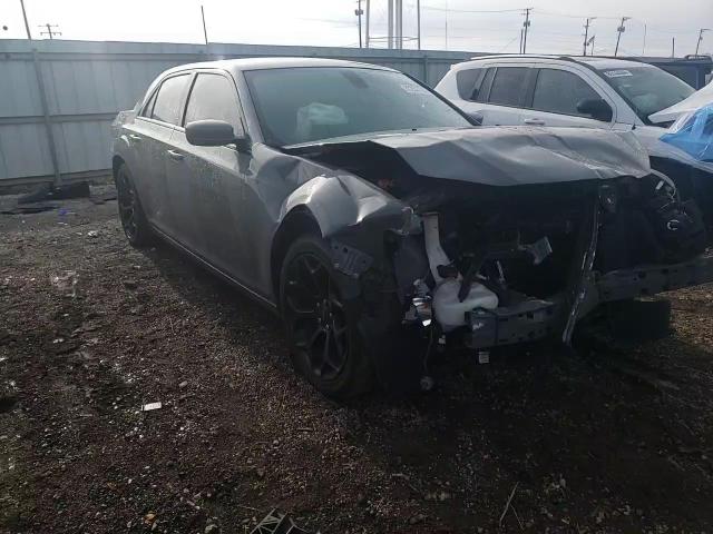 2019 Chrysler 300 VIN 2C3CCABG3KH637715 Copart auction photo, front end damage thumbnail 13