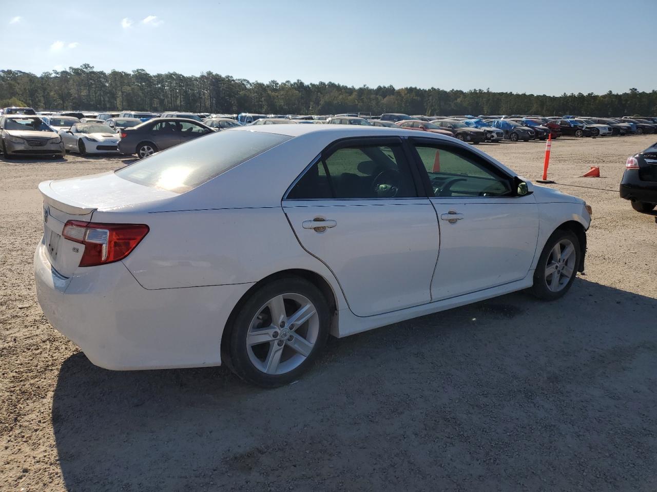 2012 Toyota Camry VIN 4T1BF1FK0CU181924 Copart auction photo, front end damage thumbnail 3