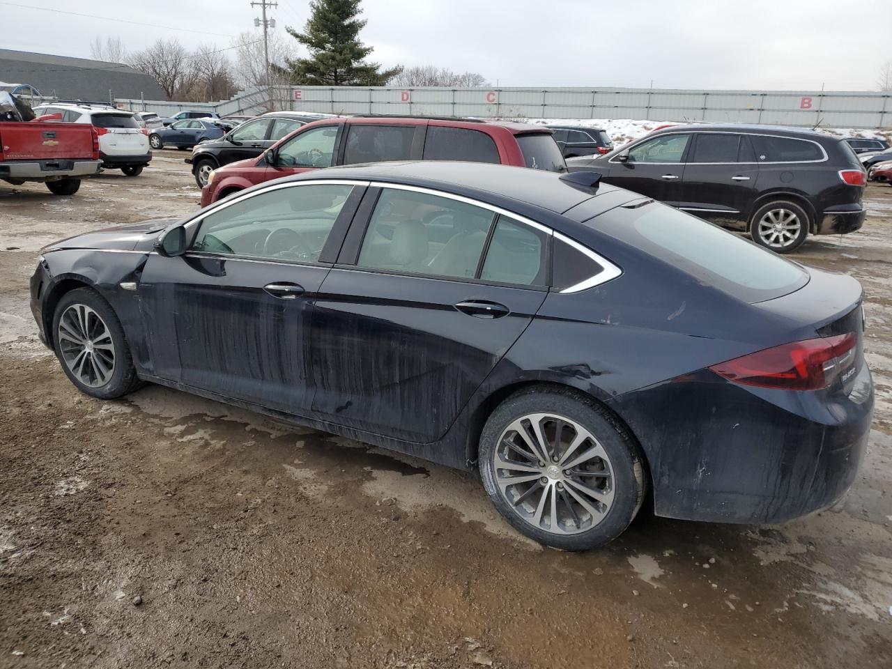 2018 Buick Regal VIN W04GR6SX5J1082217 Copart auction photo, front end / side damage thumbnail 2