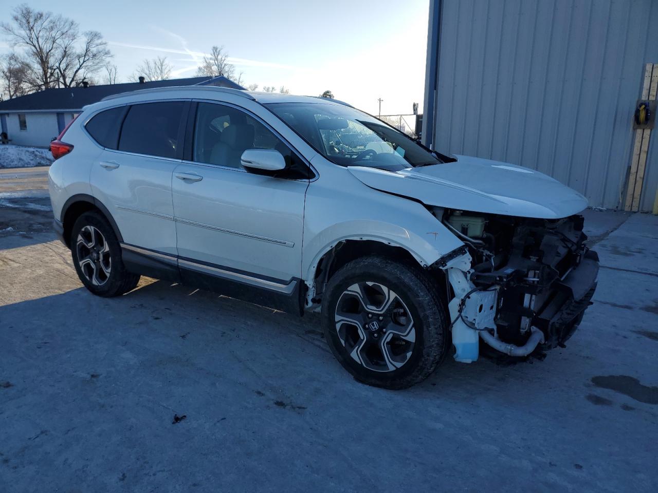 2017 Honda CR-V VIN 5J6RW2H97HL006628 Copart auction photo, front end damage thumbnail 4