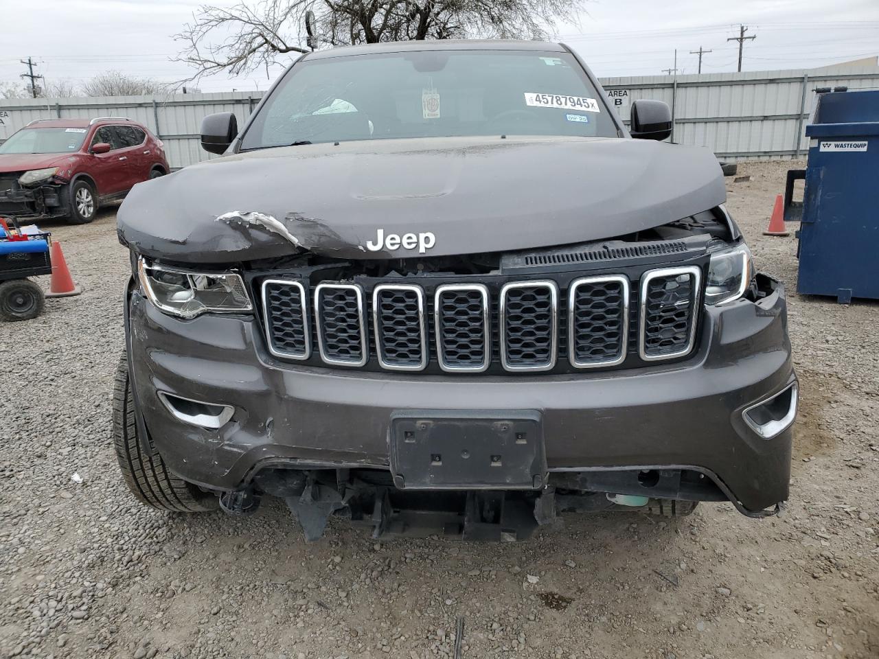 2019 Jeep Grand Cherokee VIN 1C4RJEAG3KC824072 Copart auction photo, front end / minor dent/scratches damage thumbnail 5