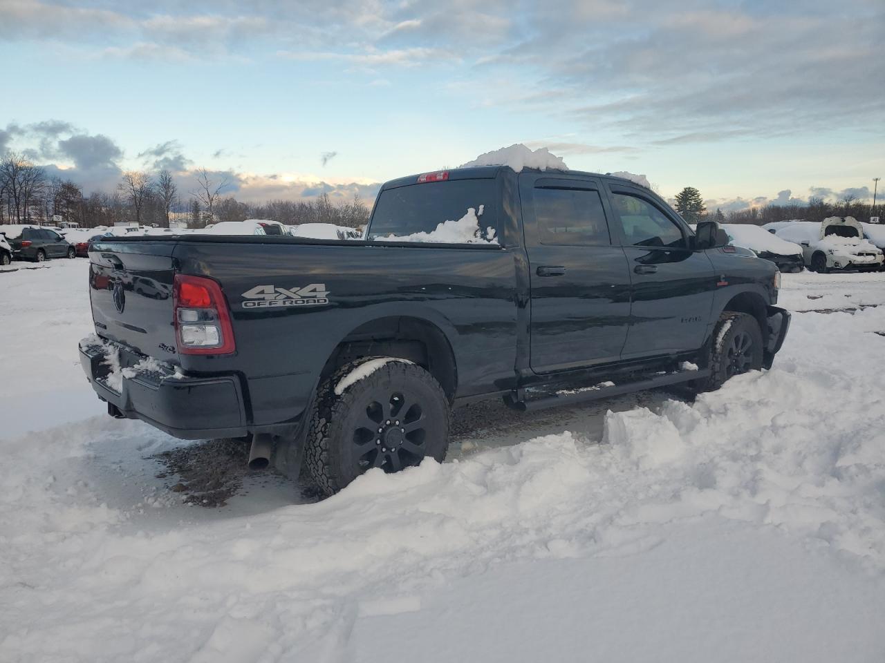 2021 RAM 2500 VIN 3C6UR5DL3MG585335 Copart auction photo, front end damage thumbnail 3