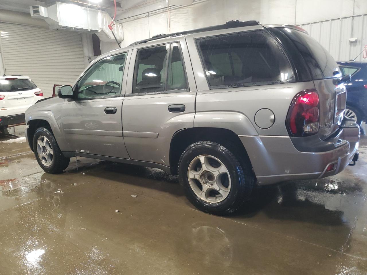 2007 Chevrolet TrailBlazer VIN 1GNDT13S072146187 Copart auction photo, front end damage thumbnail 2