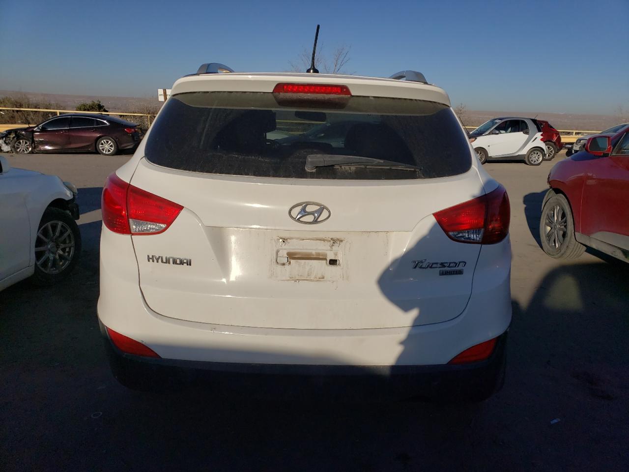2011 Hyundai Tucson VIN KM8JU3AC8BU202983 Copart auction photo, side damage thumbnail 6