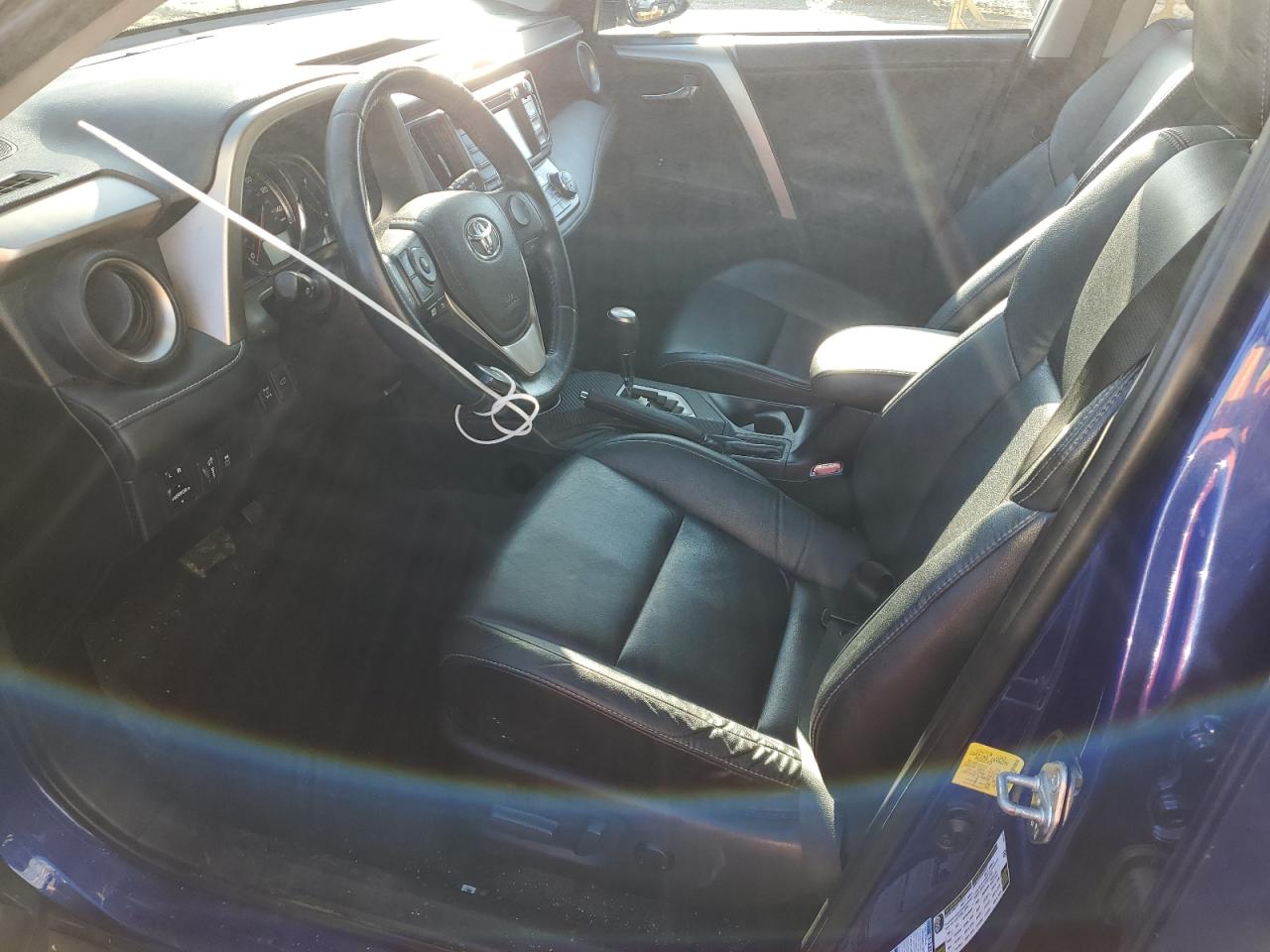 2015 Toyota RAV 4 VIN 2T3DFREV8FW369198 Copart auction photo, front end / minor dent/scratches damage thumbnail 7