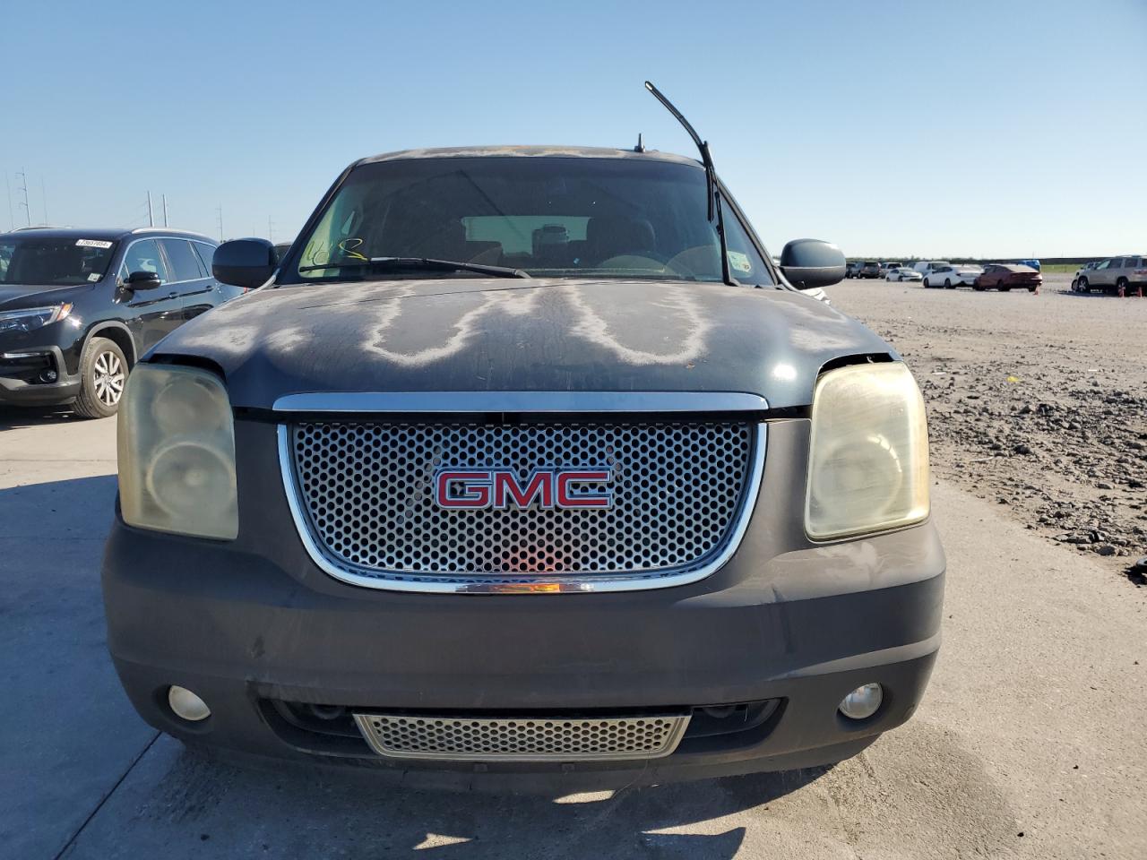 2007 GMC Yukon VIN 1GKFK63897J245381 Copart auction photo, water/flood damage thumbnail 5