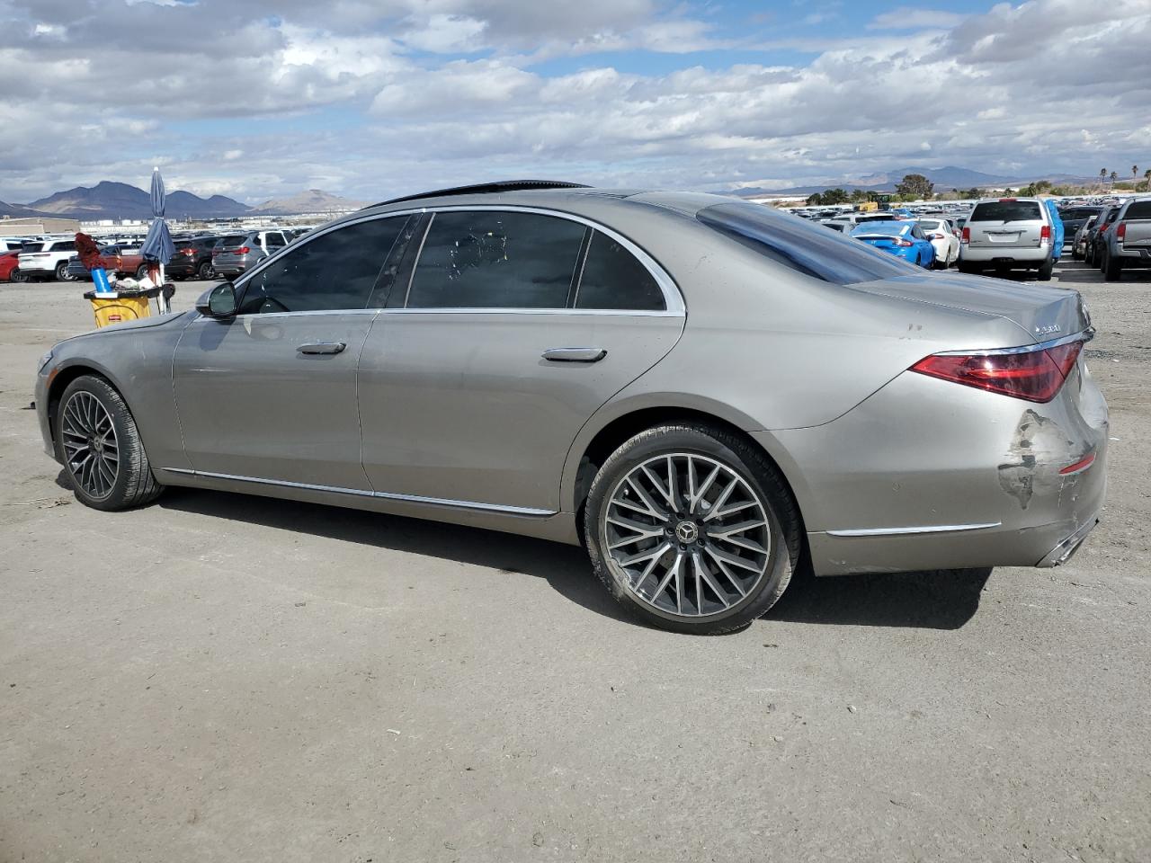 2021 Mercedes-Benz S-klasse VIN W1K6G7GBXMA040243 Copart auction photo, front end / rear end damage thumbnail 2