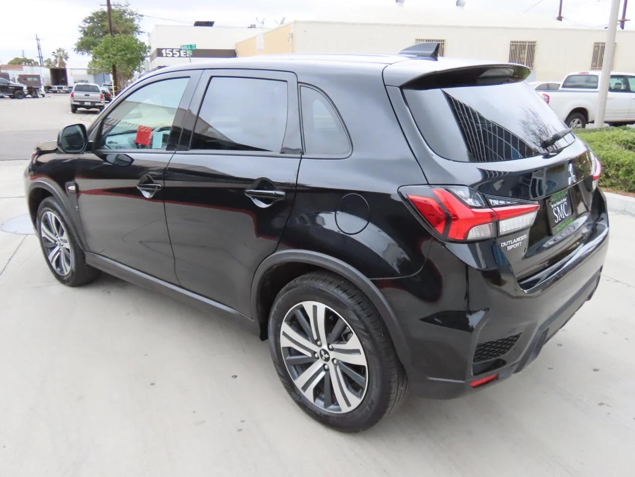 2024 Mitsubishi Outlander VIN JA4ARUAU9RU019455 Copart auction photo, all over damage thumbnail 4