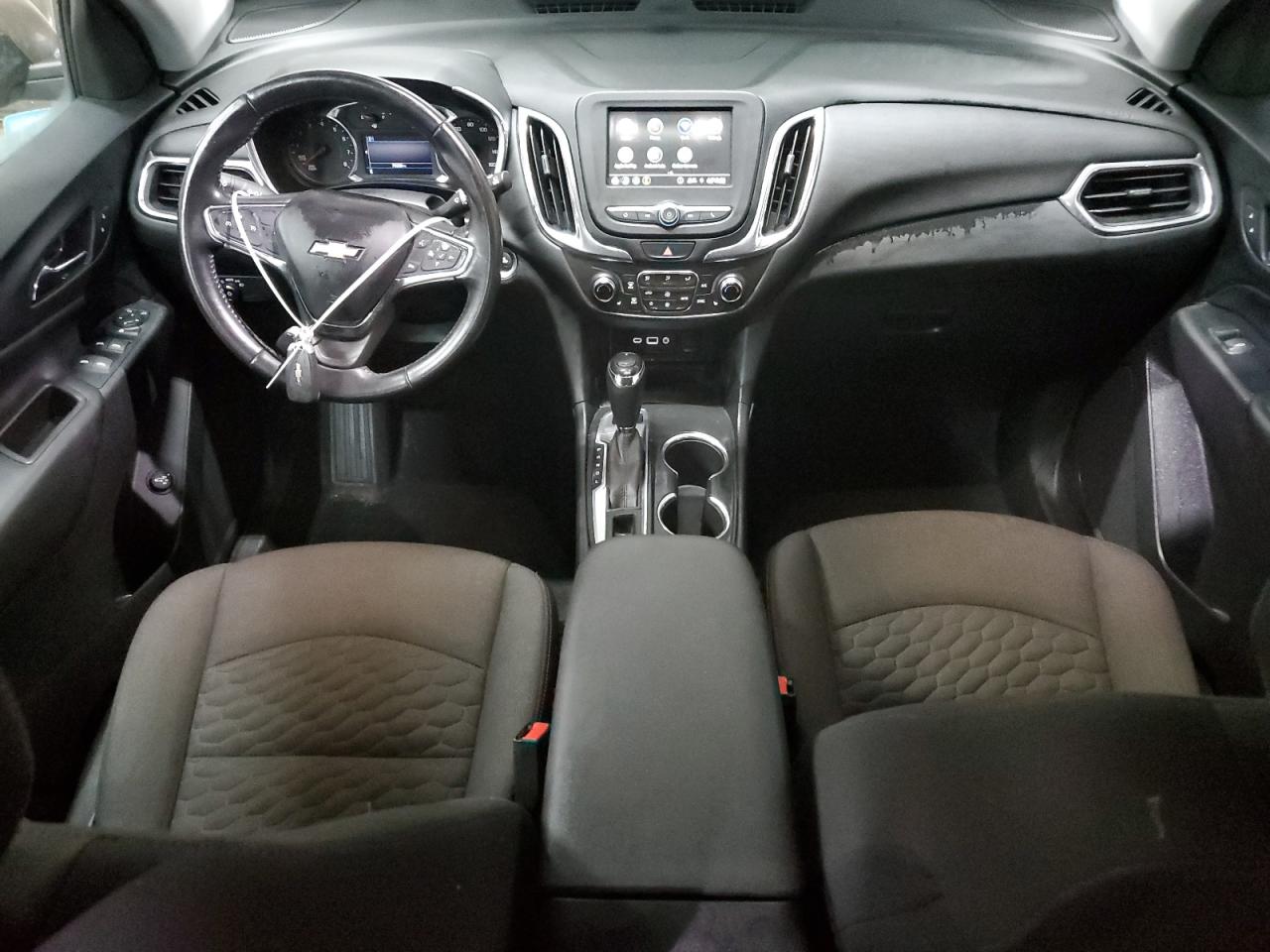 2019 Chevrolet Equinox VIN 3GNAXUEV5KL113869 Copart auction photo, rear end / minor dent/scratches damage thumbnail 8