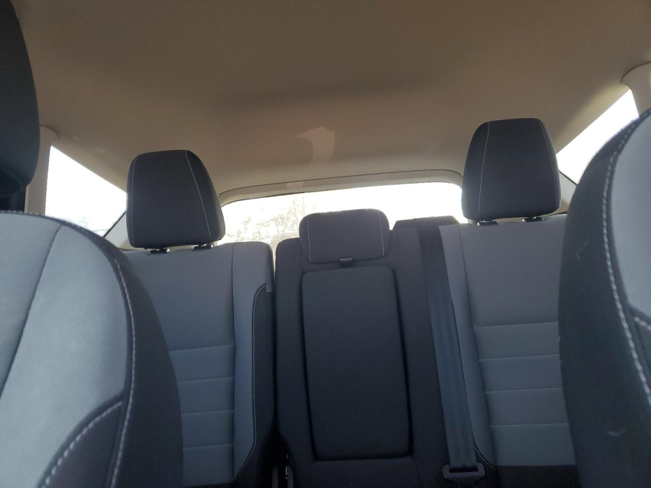 2016 Ford Escape VIN 1FMCU0GX1GUB13376 Copart auction photo, minor dent/scratches damage thumbnail 10