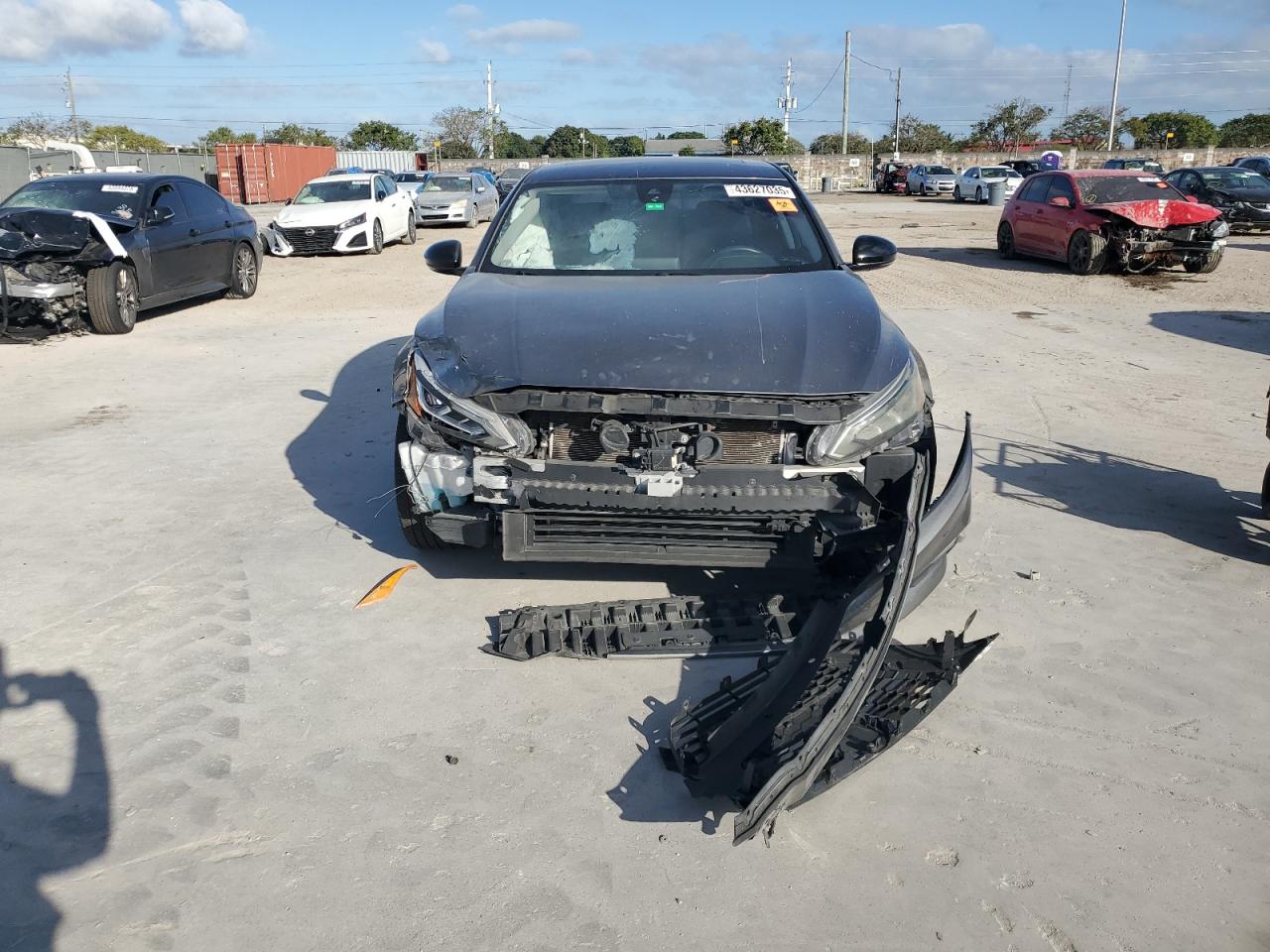 2020 Nissan Altima VIN 1N4BL4CVXLC143271 Copart auction photo, front end damage thumbnail 5