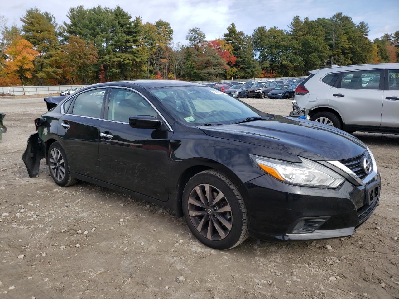 2017 Nissan Altima VIN 1N4AL3AP2HC473360 Copart auction photo, rear end / minor dent/scratches damage thumbnail 4