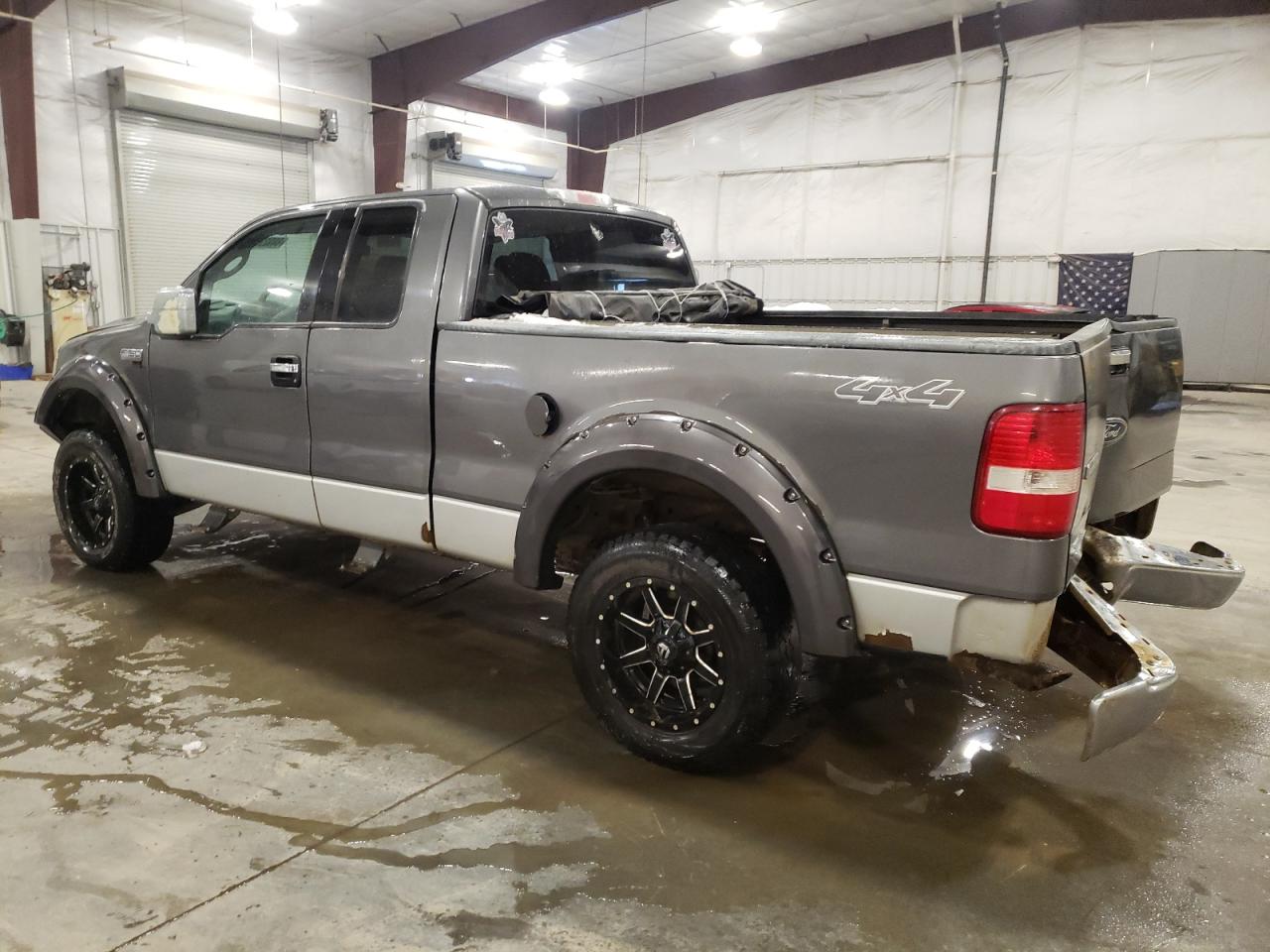 2004 Ford F-150 VIN 1FTPX14564NC34173 Copart auction photo, rear end damage thumbnail 2