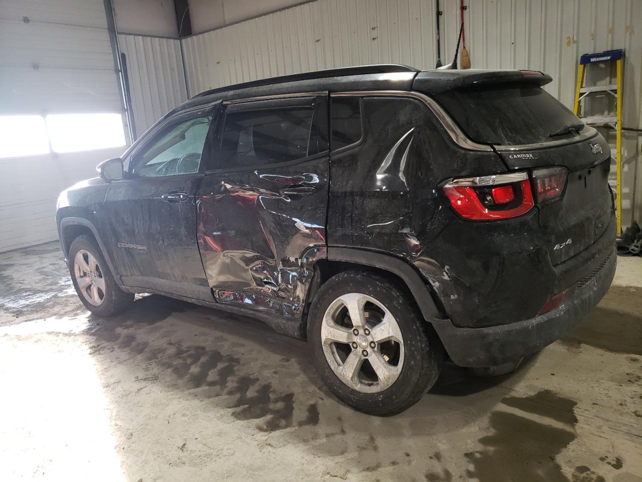 2019 Jeep Compass VIN 3C4NJDBB7KT786653 Copart auction photo, side / rear end damage thumbnail 2