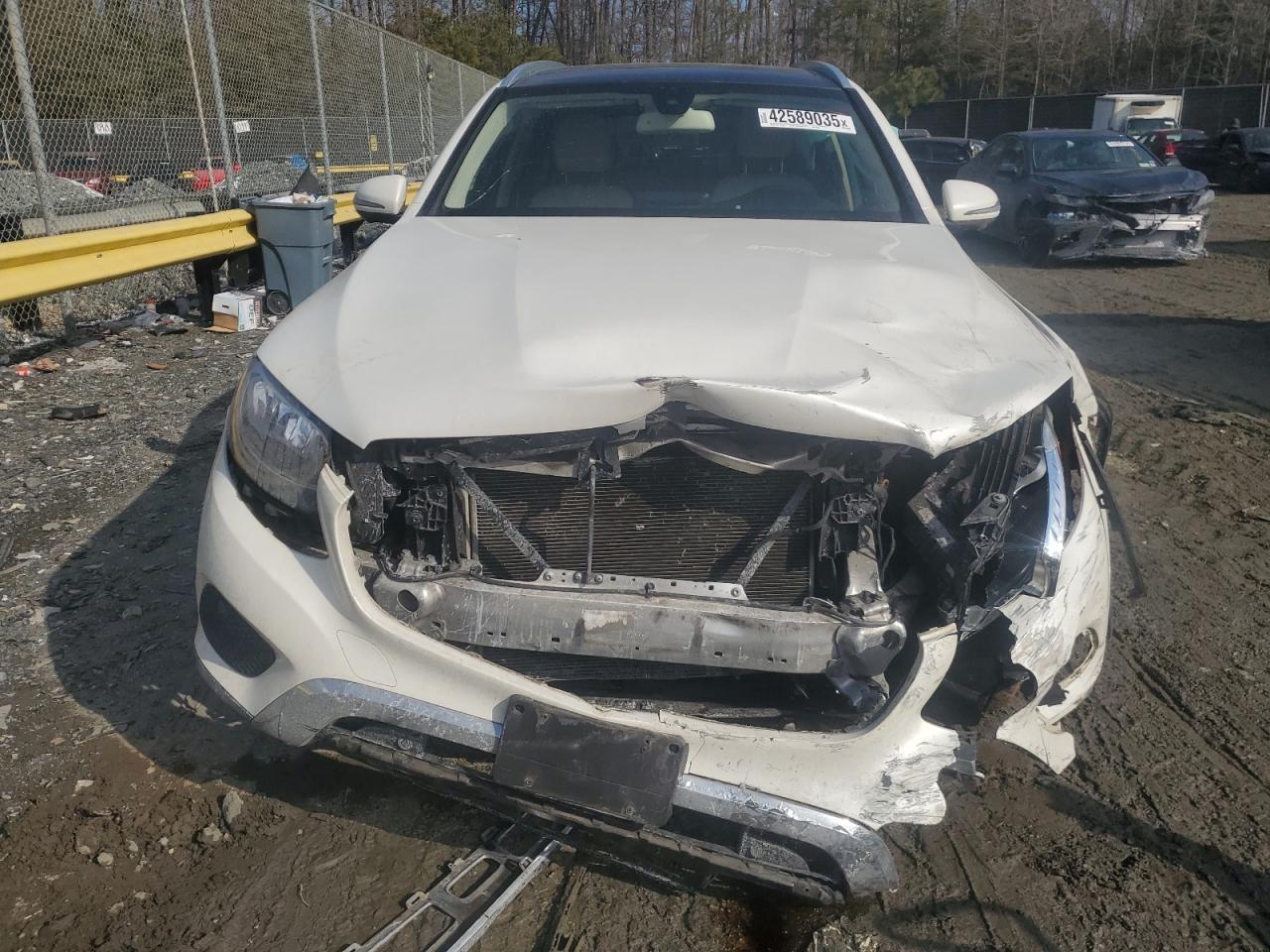 2019 Mercedes-Benz GLC VIN WDC0G4KB9KV122941 Copart auction photo, front end damage thumbnail 5