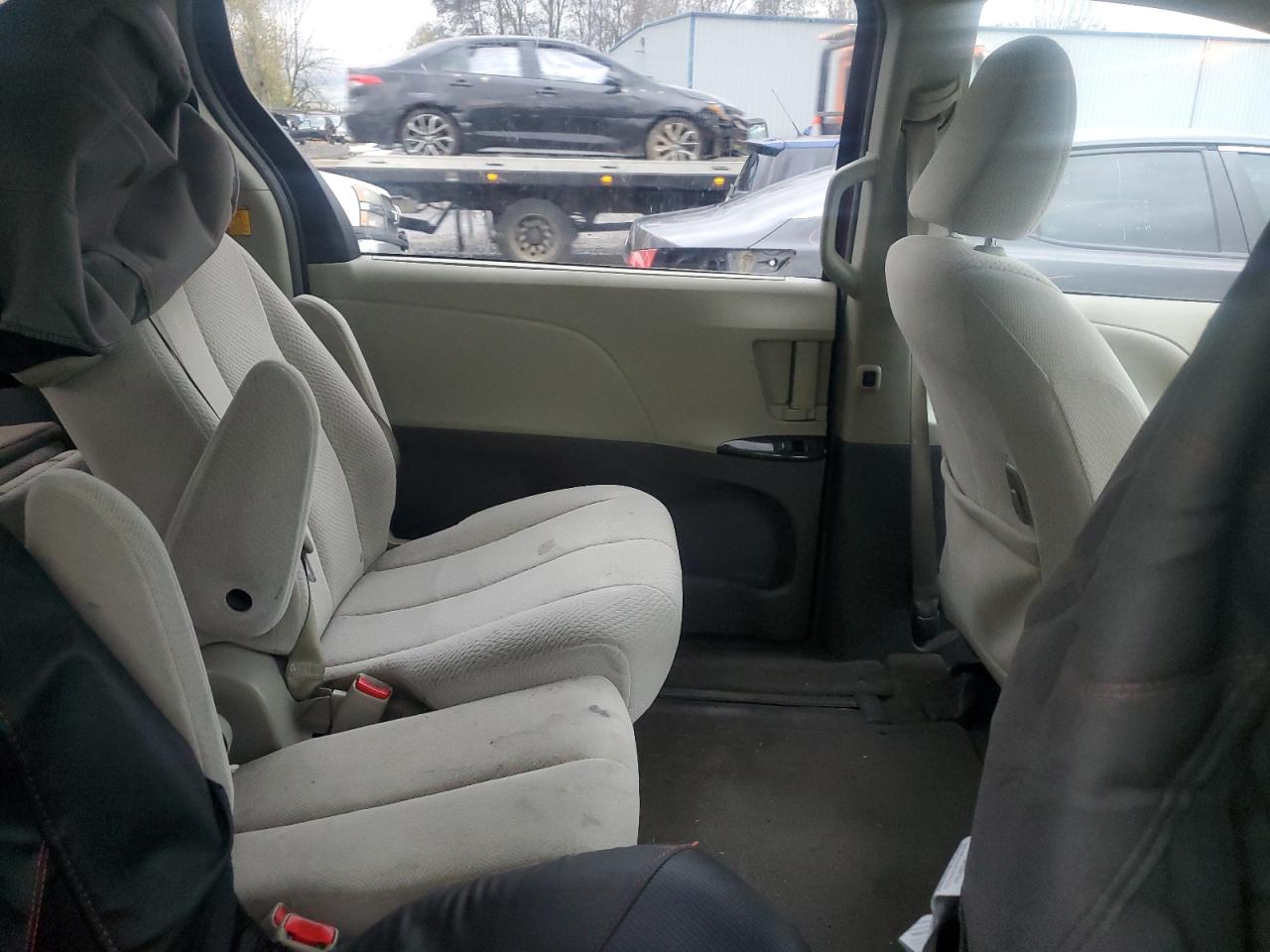 2013 Toyota Sienna VIN 5TDKK3DC9DS326729 Copart auction photo, front end / side damage thumbnail 11