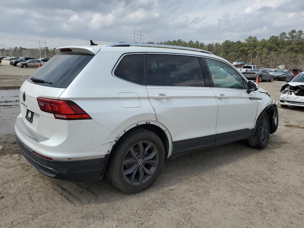 2023 Volkswagen Tiguan VIN 3VVNB7AX9PM087233 Copart auction photo, front end / rear end damage thumbnail 3