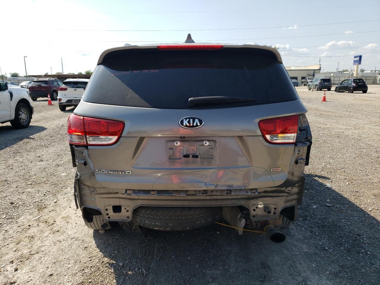 2017 KIA Sorento VIN 5XYPG4A3XHG239992 Copart auction photo, rear end damage thumbnail 6