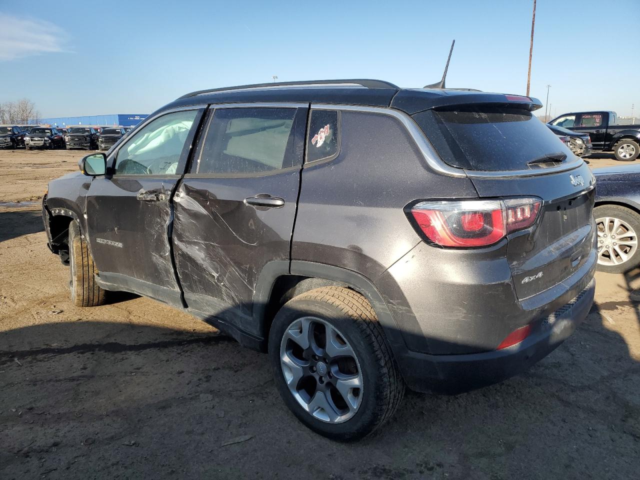 2018 Jeep Compass VIN 3C4NJDCBXJT435037 Copart auction photo, side / front end damage thumbnail 2