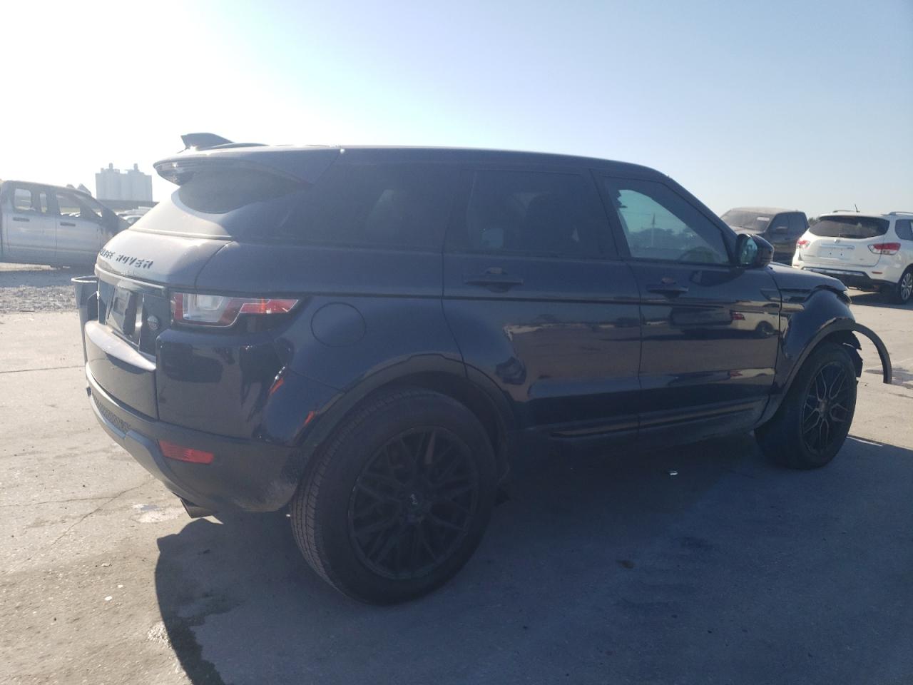 2016 Land Rover Range Rover VIN SALVP2BG6GH087849 Copart auction photo, front end damage thumbnail 3