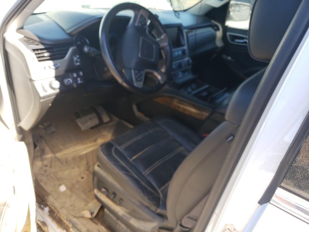 2017 GMC Yukon VIN 1GKS2CKJ1HR138071 Copart auction photo, water/flood / minor dent/scratches damage thumbnail 8