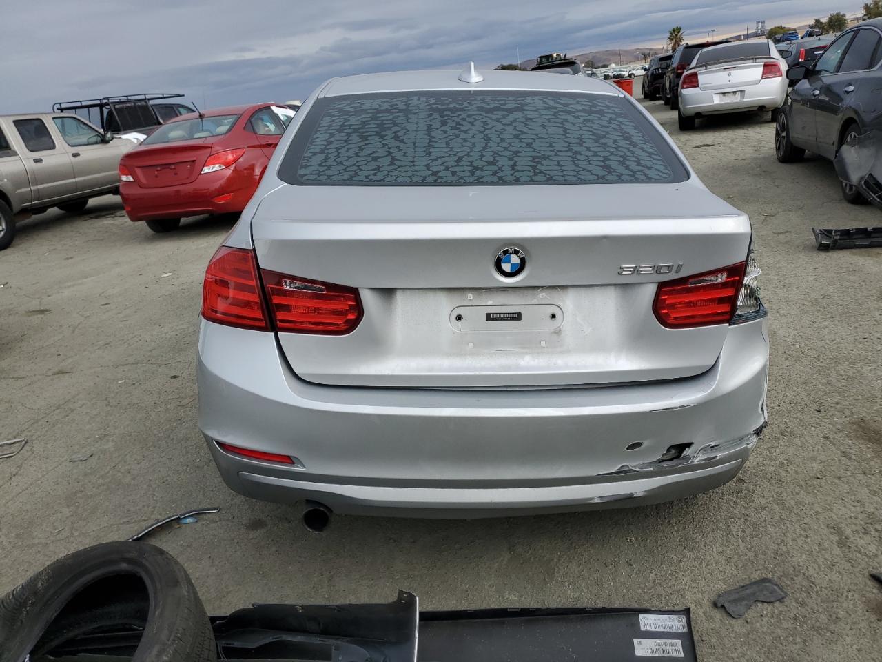 2015 BMW 3er VIN WBA3B1C53FK137318 Copart auction photo, all over damage thumbnail 6