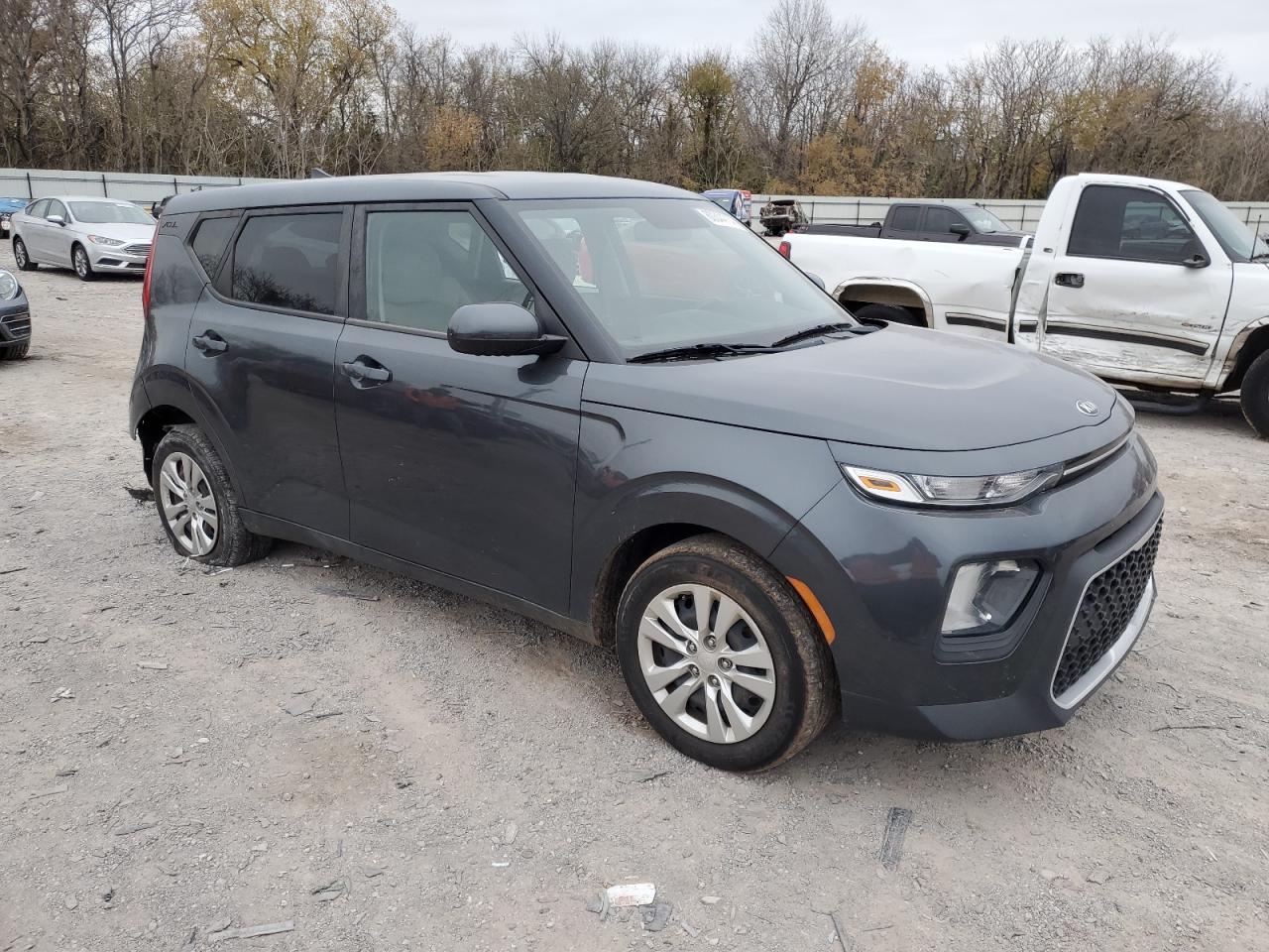 2020 KIA Soul VIN KNDJ23AU3L7098308 Copart auction photo, vandalism / rear end damage thumbnail 4