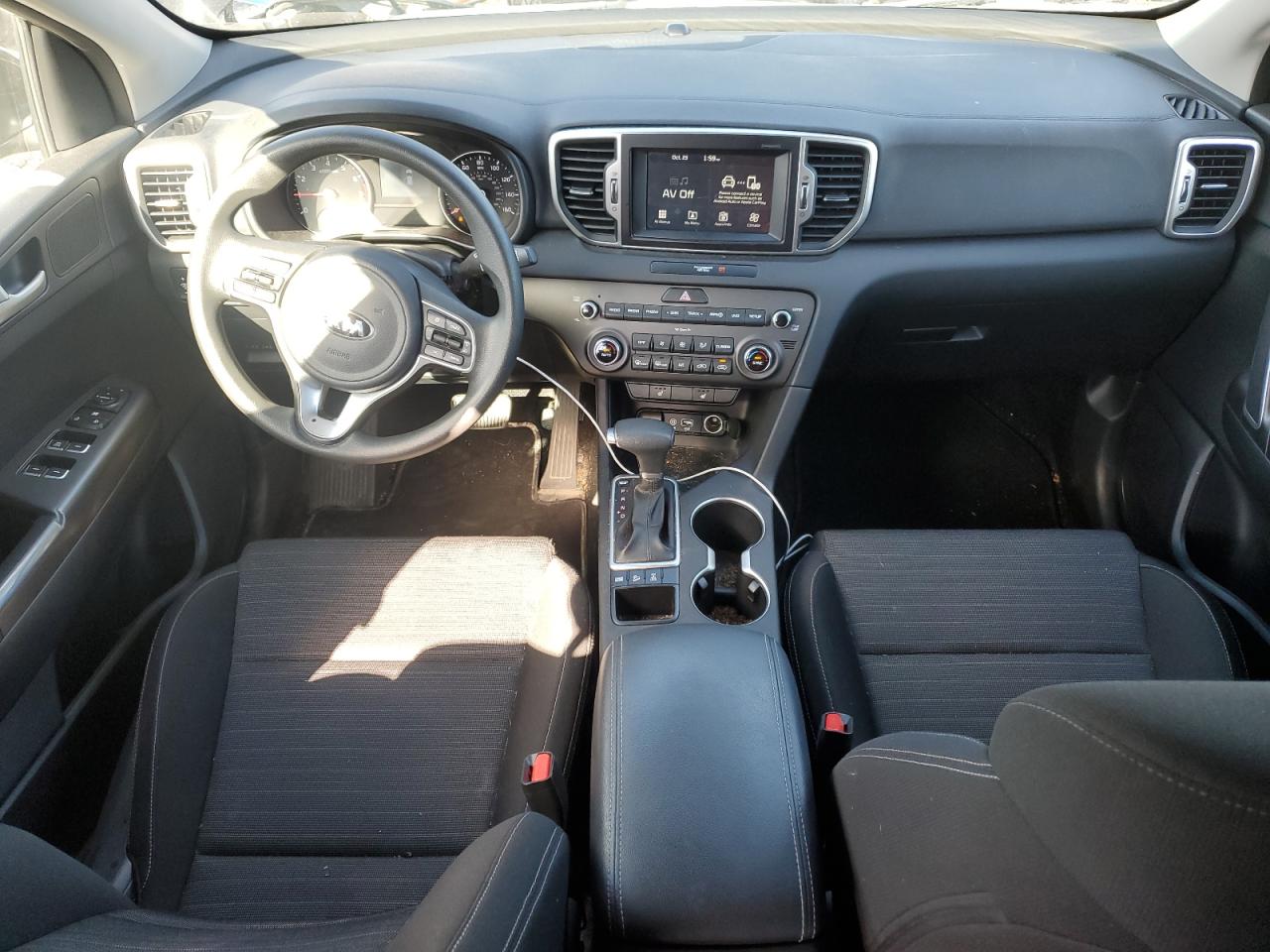 2019 KIA Sportage VIN KNDPMCAC9K7505915 Copart auction photo, vandalism damage thumbnail 8