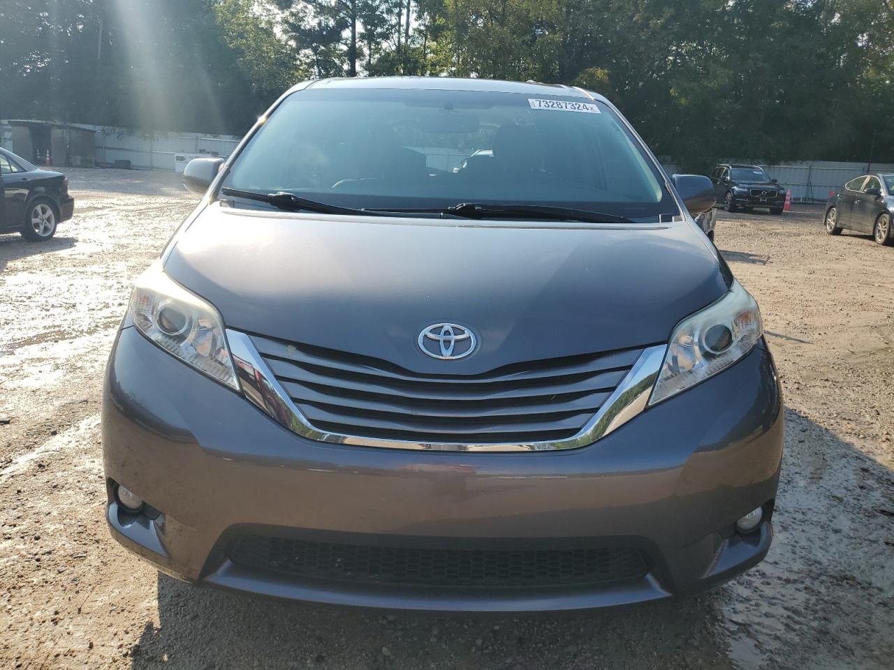 2015 Toyota Sienna VIN 5TDYK3DC1FS669256 Copart auction photo, rear end damage thumbnail 5
