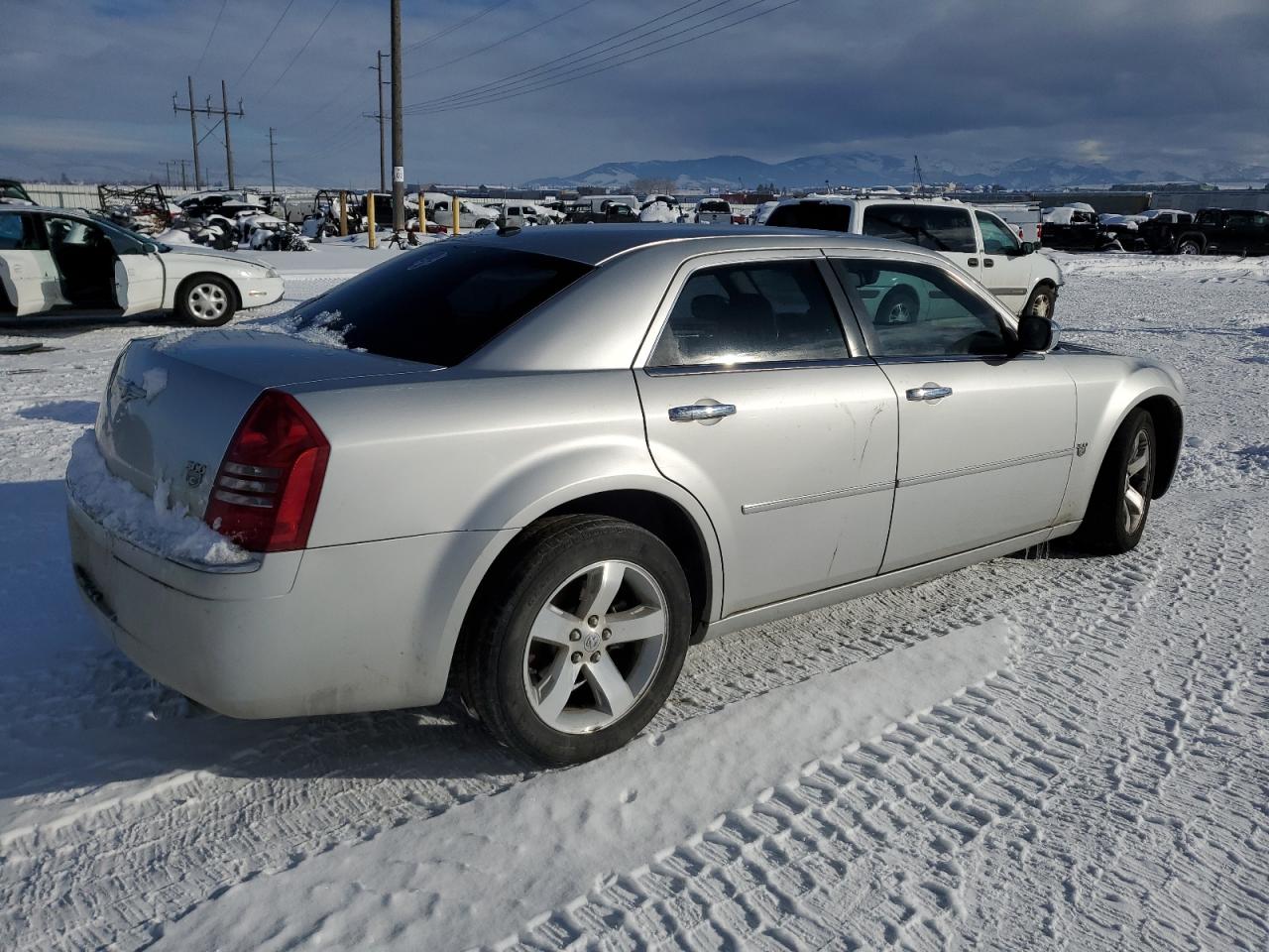 2007 Chrysler 300 VIN 2C3KA63H87H830097 Copart auction photo, minor dent/scratches damage thumbnail 3