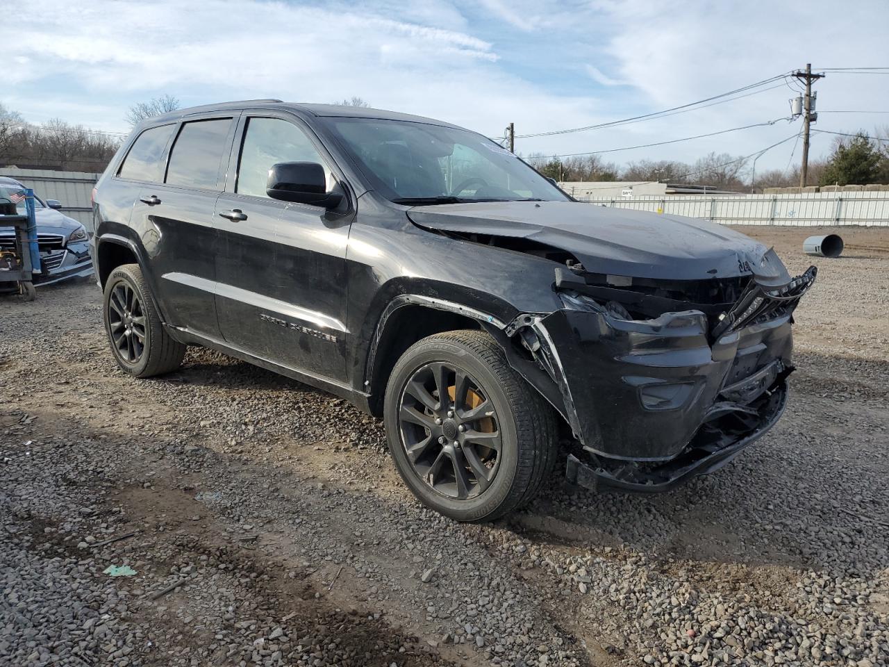 2018 Jeep Grand Cherokee VIN 1C4RJFAG6JC256694 Copart auction photo, front end damage thumbnail 4