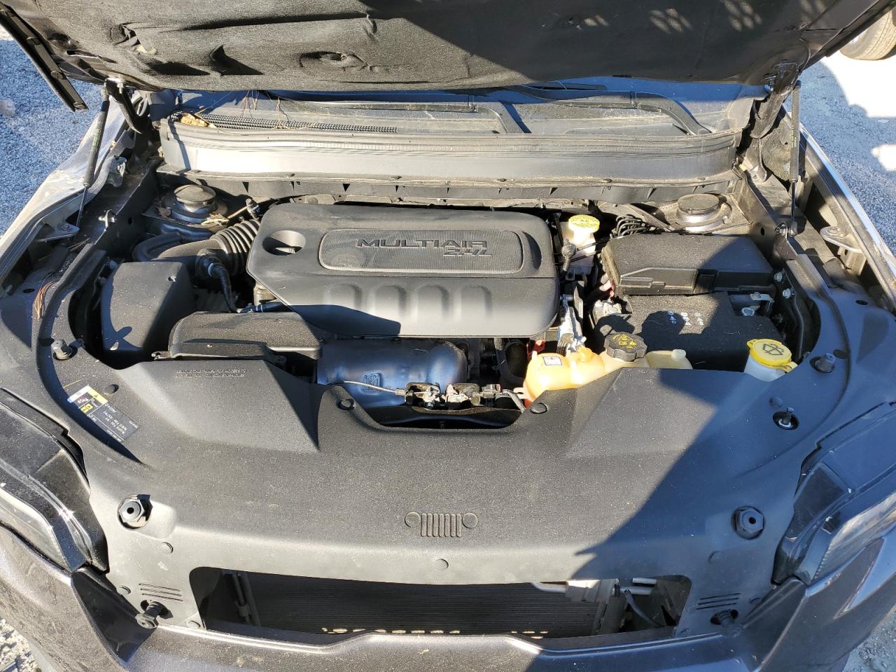 2019 Jeep Grand Cherokee VIN 1C4PJLDB5KD396009 Copart auction photo, top/roof damage thumbnail 13