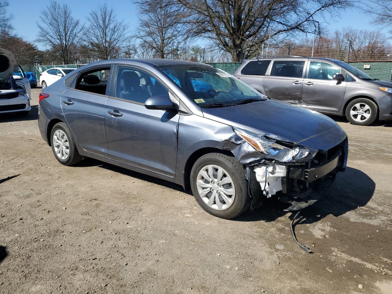 2020 Hyundai Accent VIN 3KPC24A61LE093379 Copart auction photo, front end / minor dent/scratches damage thumbnail 4