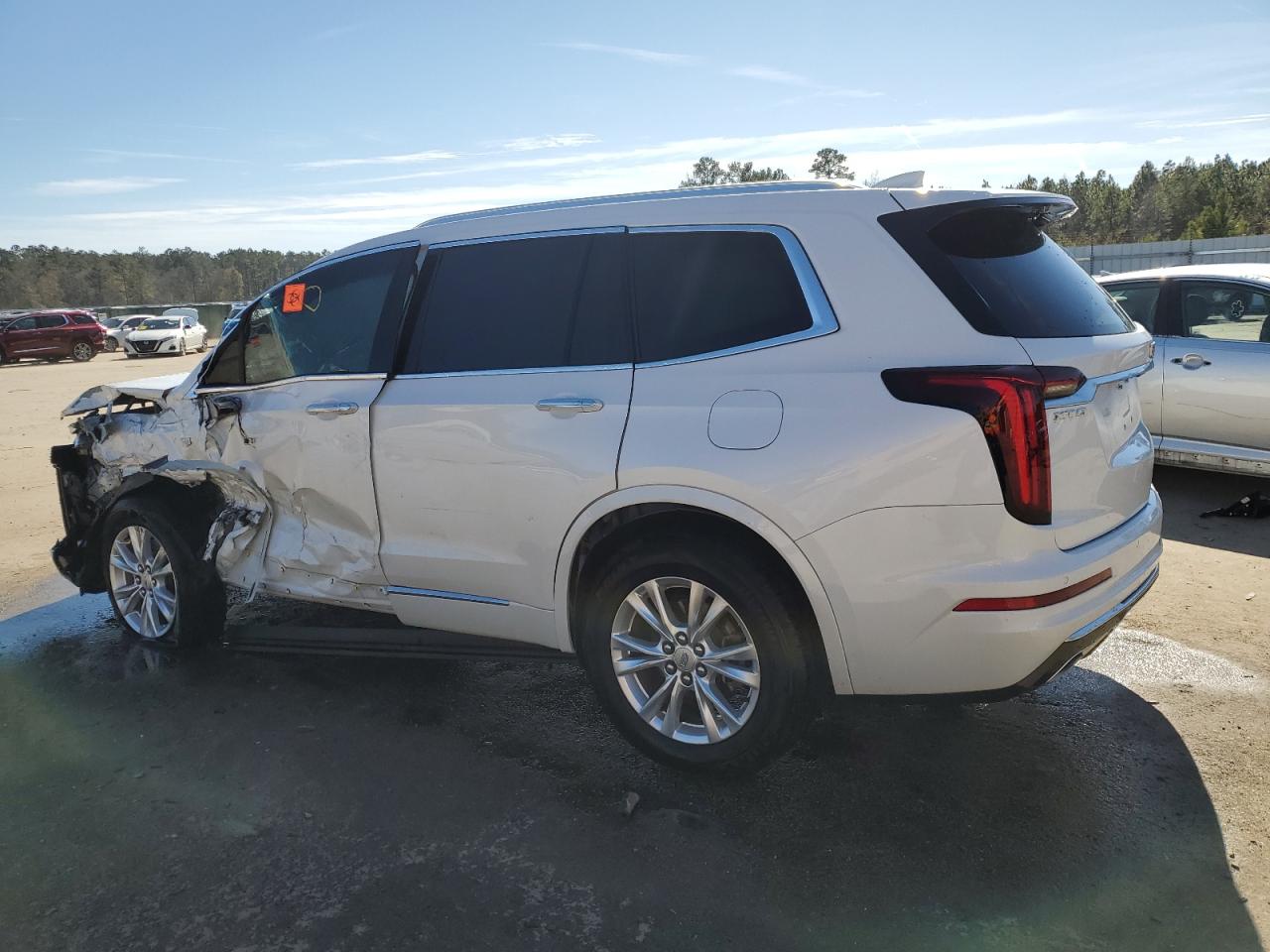 2021 Cadillac XT6 VIN 1GYKPAR46MZ172366 Copart auction photo, front end / side damage thumbnail 2