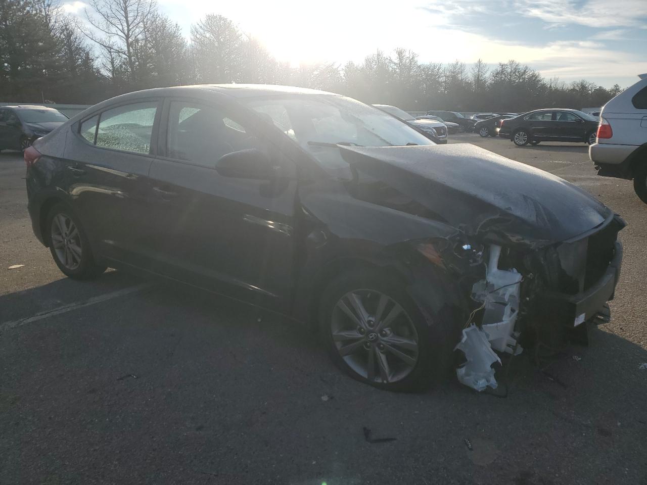2018 Hyundai Elantra VIN 5NPD84LF4JH281189 Copart auction photo, front end / minor dent/scratches damage thumbnail 4