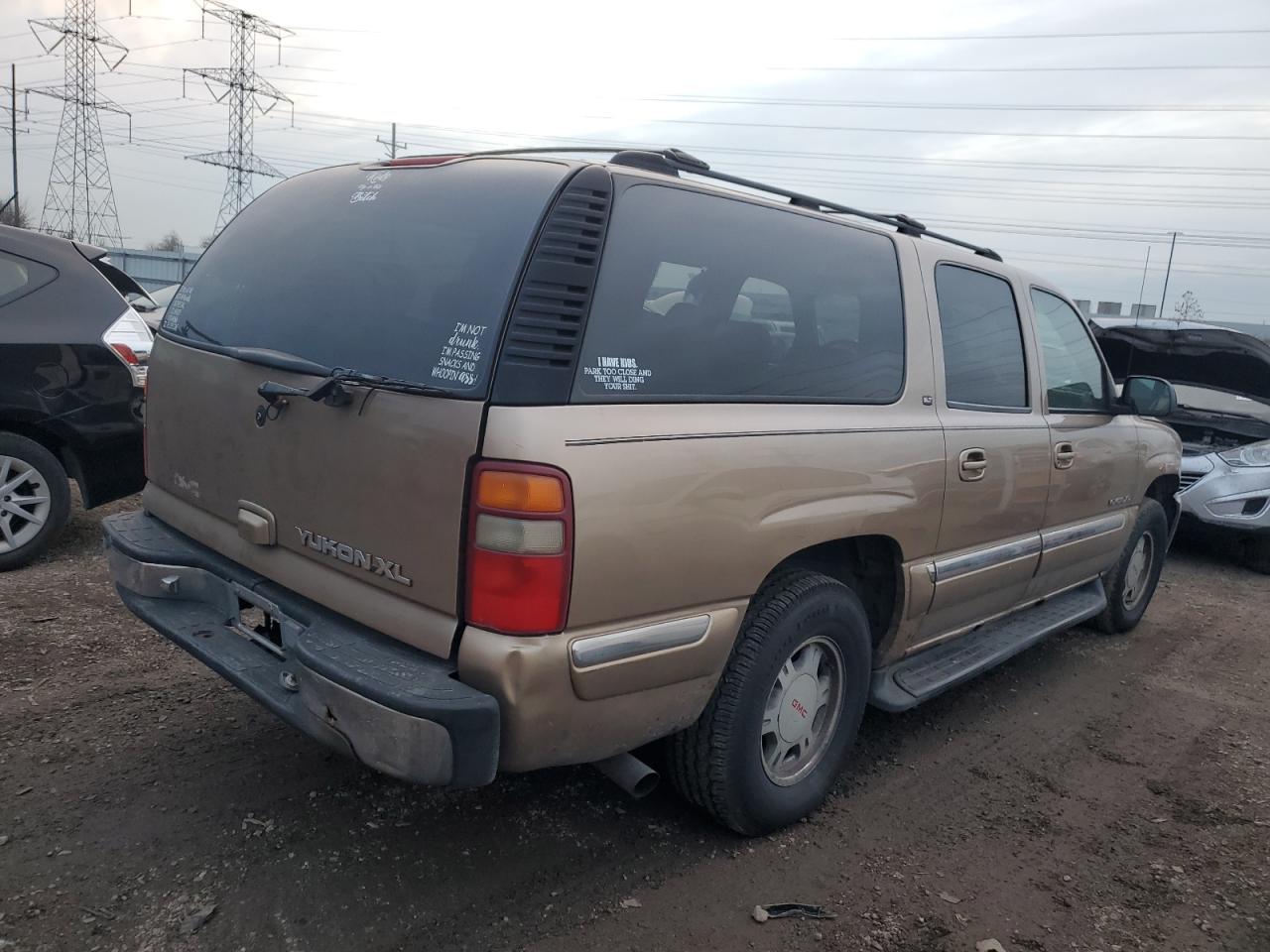 2000 GMC Yukon VIN 3GKFK16T0YG180300 Copart auction photo, front end / side damage thumbnail 3