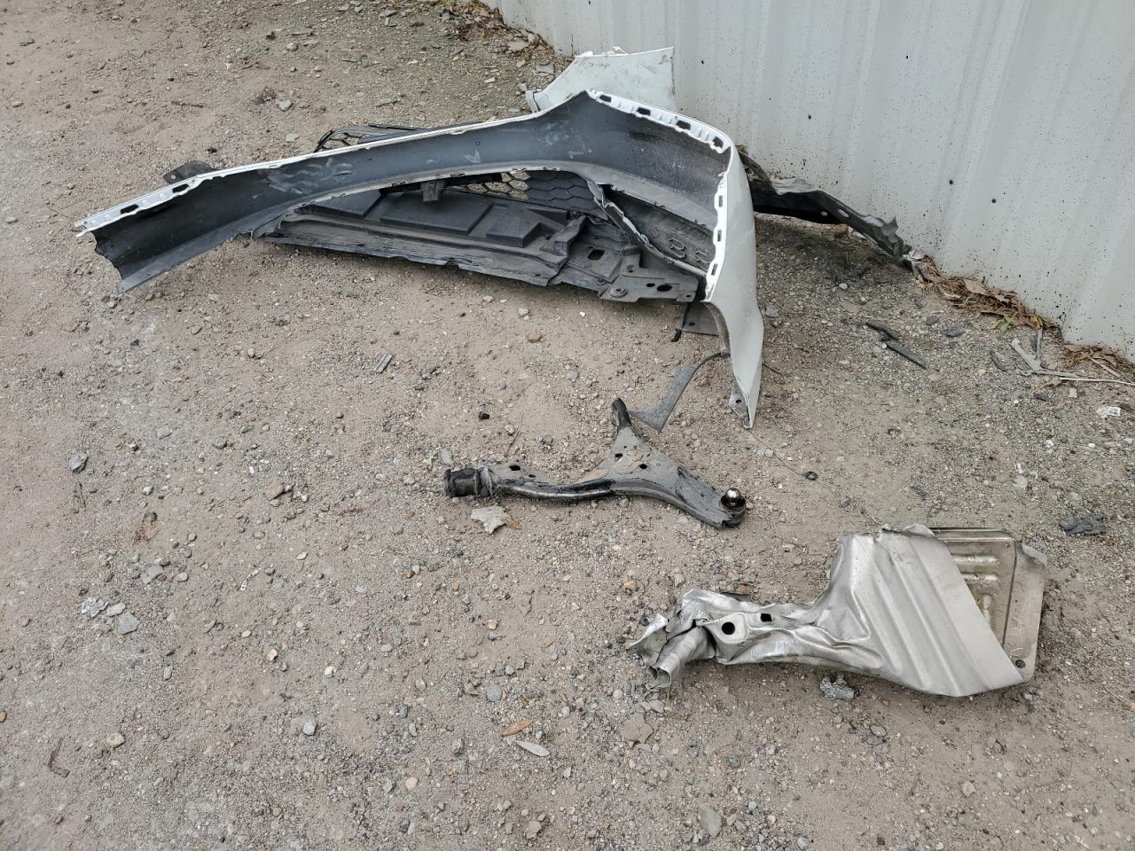 2017 Honda Accord VIN 1HGCR2F30HA241564 Copart auction photo, front end / side damage thumbnail 13