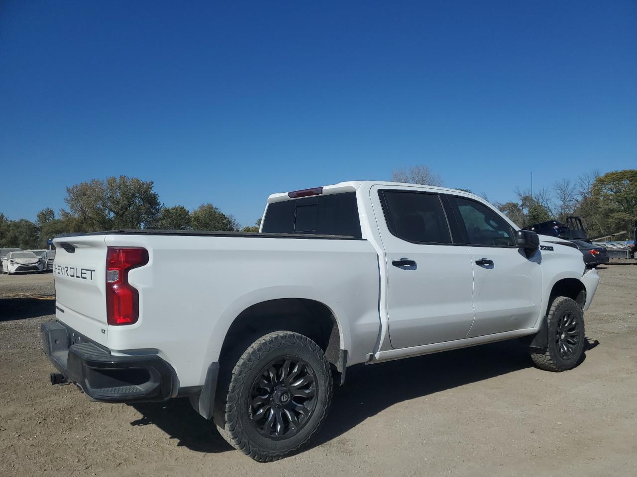 2021 Chevrolet Silverado VIN 1GCPYFELXMZ209549 Copart auction photo, front end / minor dent/scratches damage thumbnail 3