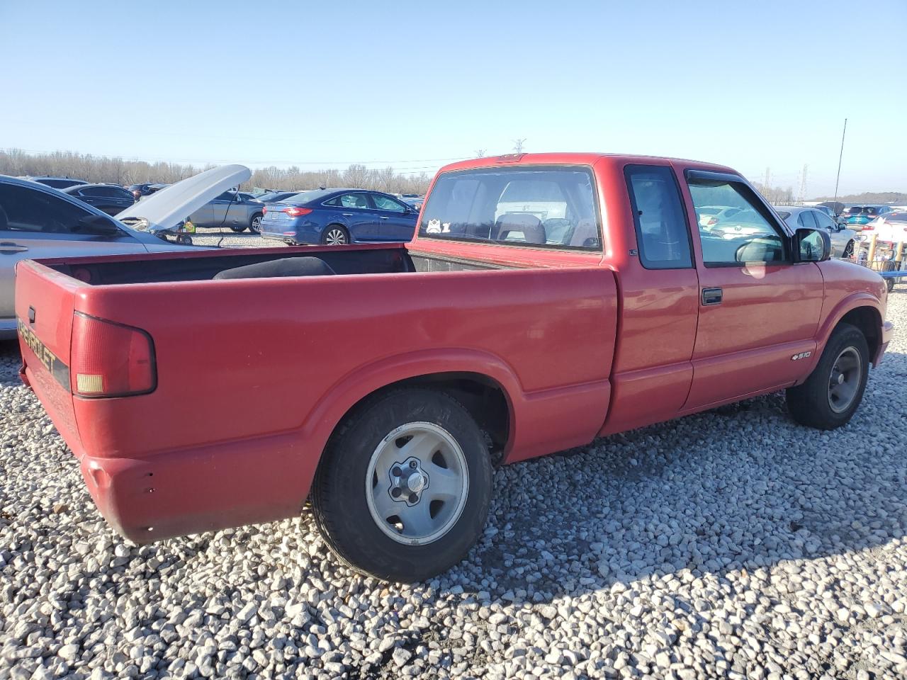 1995 Chevrolet S-10 Pickup VIN 1GCCS1947S8259964 Copart auction photo, rear end damage thumbnail 3